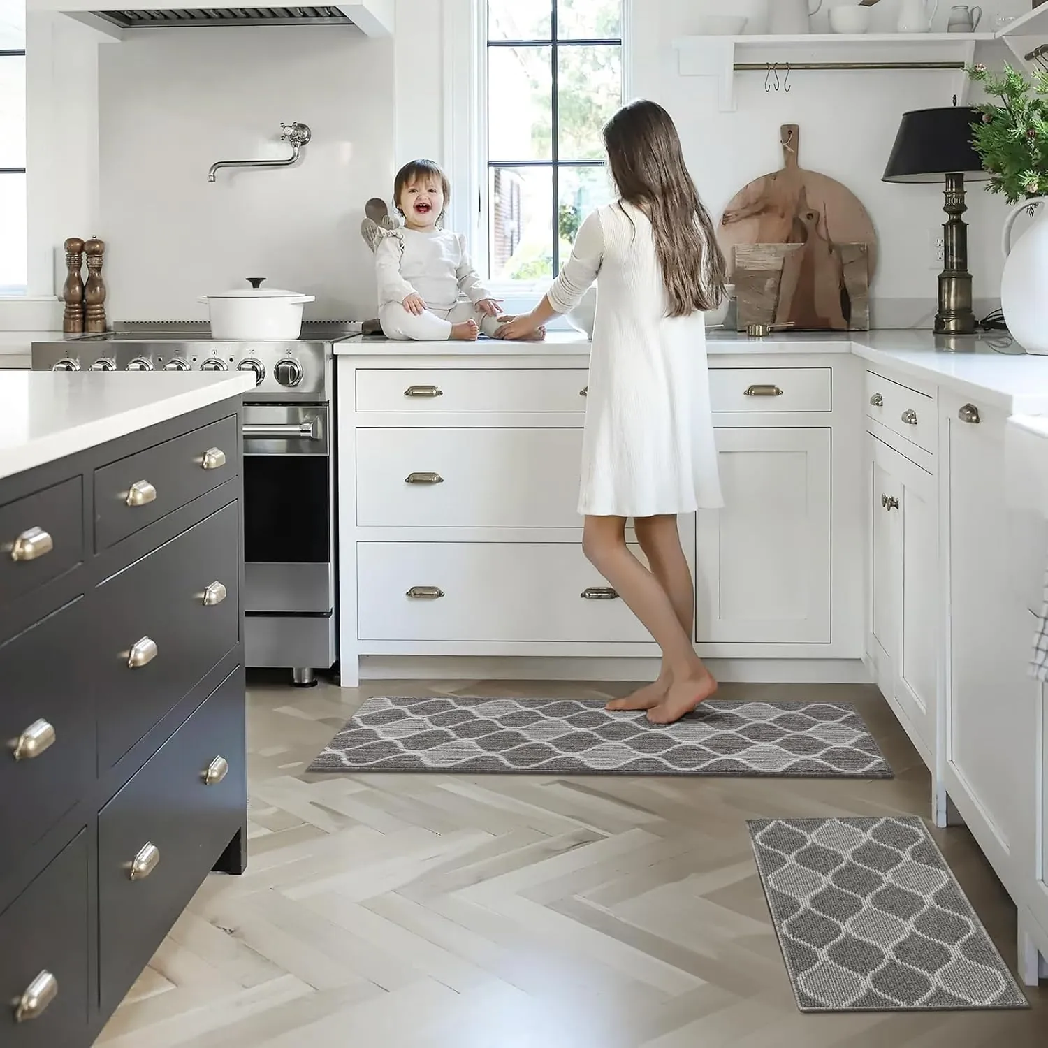 Villsure Kitchen Rugs and Mats, Non Skid Kitchen Runner Rug Absorbent Resist Dirt Kitchen Floor Mat Comfort Standing Mat Made of 100% Polypropylene Machine Washable,17.7"x29.5",Grey - Image 6